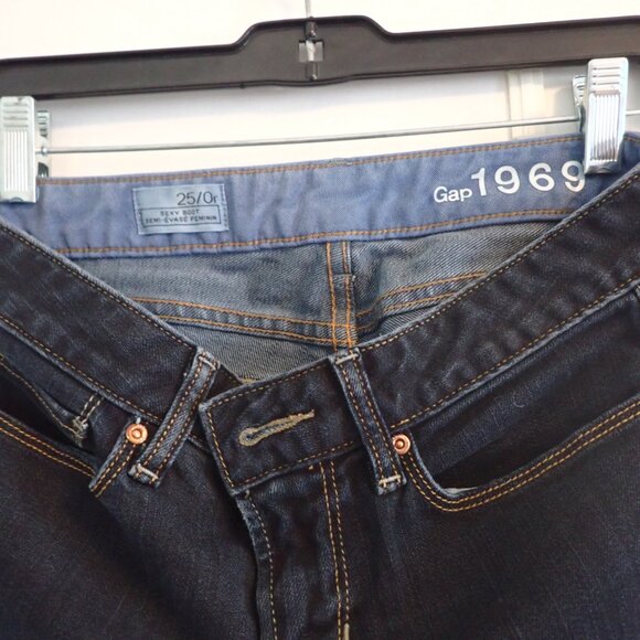 GAP jeans Size 25/0r Sexy boot Gap 1969 - Picture 2 of 2